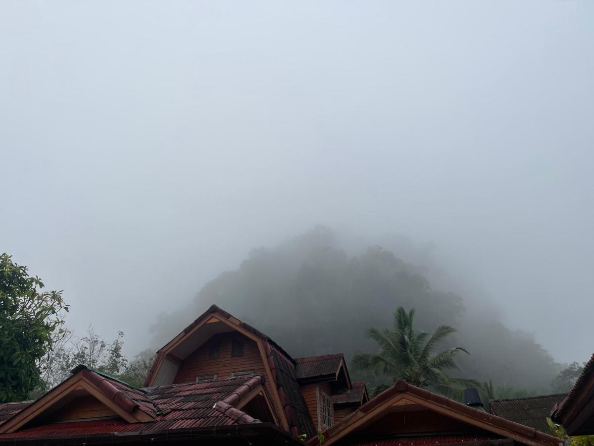 Khaosok Monkeys & River Camps Khao Sok National Park 外观 照片